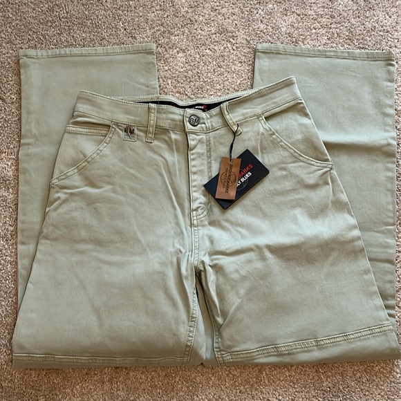 BROOKS MARKS UNISEX UNIVERSAL PANEL PANT IN PISTACHIO, SIZE M - Picture 2 of 5